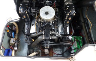 Rent a Sea Ray Deck Boat in Cape Coral ore Miami or Key West or Fort Myers