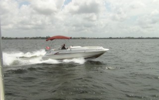 Rent a Sea Ray Deck Boat in Cape Coral ore Miami or Key West or Fort Myers