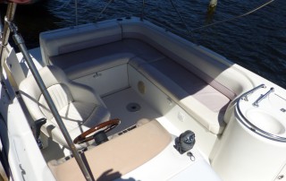 Rent a Sea Ray Deck Boat in Cape Coral ore Miami or Key West or Fort Myers