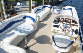 Rent a great Pontoon Boat in Cape Coral or Key West The Tri-Ton Pontoon Boat