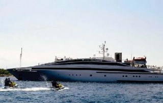 Rent a luxury yacht the Starline in Cape Coral